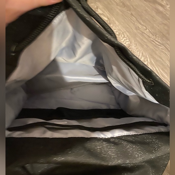 Backpack - Picture 3 of 4